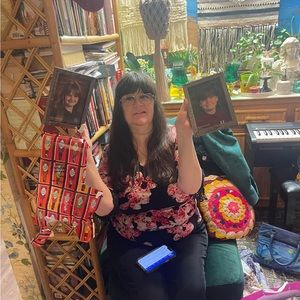 Meet your Posher, Connie